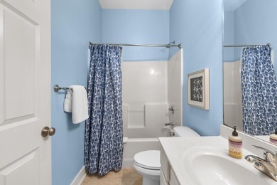This adorable 3 bedroom, 2 bathroom condo at Seagrove Highlands - photo 21