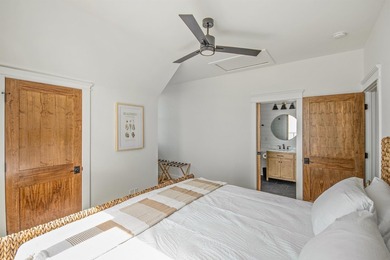Amazing opportunity for exquisite island living! Located in the - photo 32