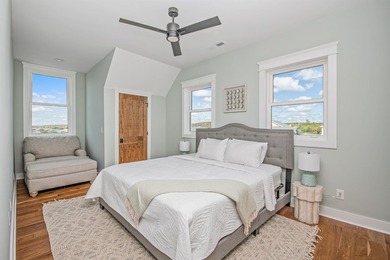 Amazing opportunity for exquisite island living! Located in the - photo 35