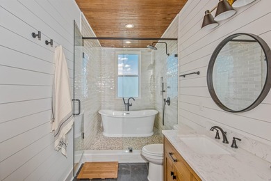 Amazing opportunity for exquisite island living! Located in the - photo 38