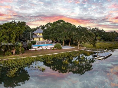 This one-of-a-kind property is privately sited on almost an acre - photo 4
