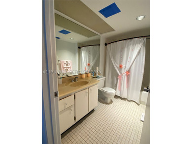 ELEVATOR BUILDING. TILED FLOORS. CENTRAL A/C. WASHER DRYER - photo 8