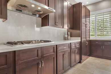 Located within Bellissimo, an intimate gated enclave of just 51 - photo 9