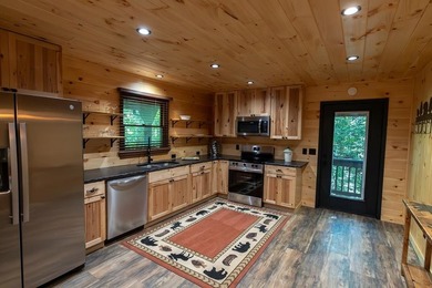 Welcome to the beautiful Watauga Vista gated community.This - photo 3