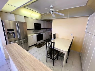 Beautiful direct ocean views from this rarely available & highly - photo 8