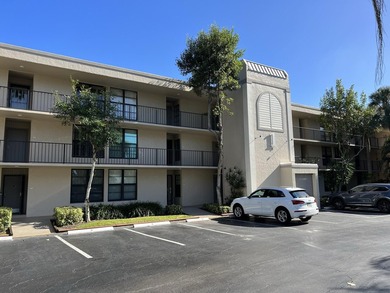 Nestled in east Boca Raton, Boca Bayou is a hidden gem condo - photo 17