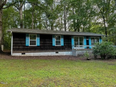 Lake Gaston Home Sale Pending in Macon North Carolina