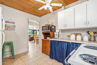 One-of-a-Kind Lake Cottage with Unforgettable Views! If you've - photo 14