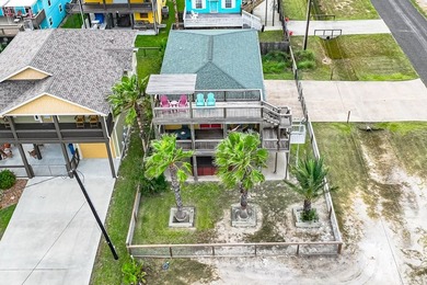 Welcome to this South Rockport Escape! Nestled at the corner of - photo 33