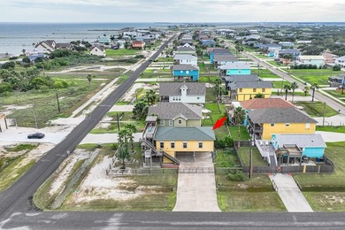 Welcome to this South Rockport Escape! Nestled at the corner of - photo 35