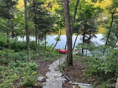 Lake Lot Sale Pending in New Florence, Missouri
