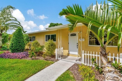 Coastal living at its finest! Just a short stroll to the beach - photo 2