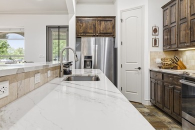 This thoughtfully designed home combines comfort, quality - photo 16