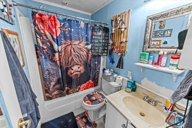 Charming Brick Home Ready for Its Next Owners! This brick home - photo 22