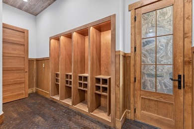 Welcome to Chteau Corbeau (Raven Castle), one of Tamarack - photo 23