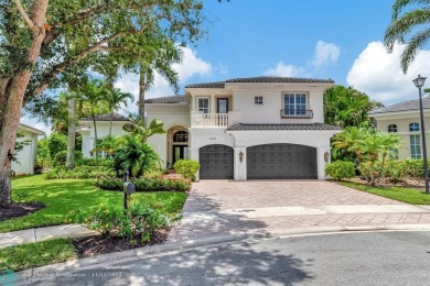 (private lake, pond, creek) Home For Sale in Delray Beach Florida