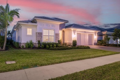 Lake Home For Sale in Palm Beach Gardens, Florida