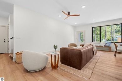 Under $800K in Charlevoix - brand-new luxury offering. Hard to - photo 10