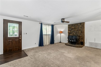Welcome to the lake area community of Beaver Shores. Charming - photo 6