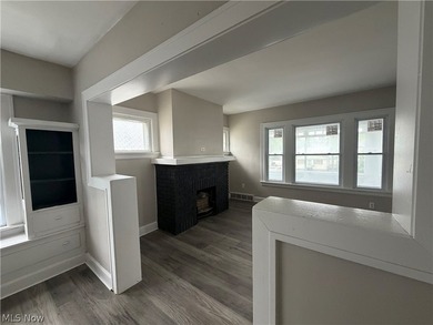 Looking for a turnkey investment or the perfect owner-occupied - photo 18