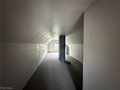 Looking for a turnkey investment or the perfect owner-occupied - photo 26