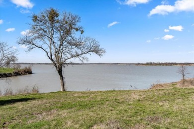 Lake Lot For Sale in Corsicana, Texas