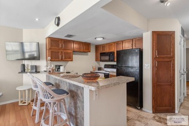 This lovely Unit is nicely furnished with great views. Location