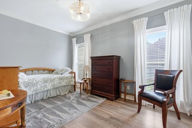 Don't miss this charming home with a fantastic one-level floor - photo 23