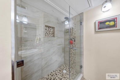 This lovely Unit is nicely furnished with great views. Location