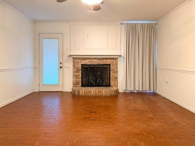 Welcome home to this charming 3-bedroom, 2.5 bath home in the - photo 8