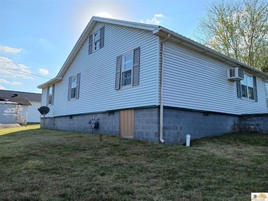 Wonderful opportunity to build sweat equity, rental home or fix - photo 5