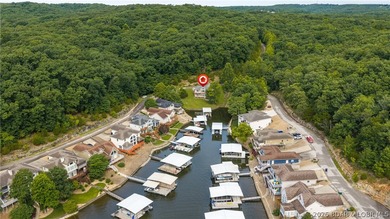 Lakefront living in a peaceful cove at the 26mm! Breathtaking - photo 41