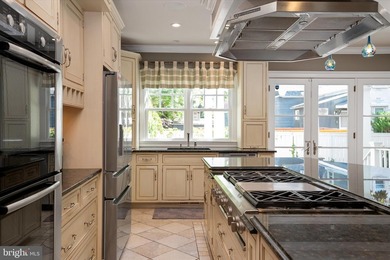 Perfectly positioned on one of the most coveted streets in - photo 9