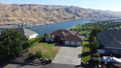 Snake River Home For Sale in Clarkston Washington