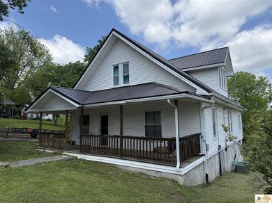 Cumberland River - Cumberland County Home For Sale in Burkesville Kentucky