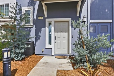 Modern comfort meets an unbeatable location in San Jose's - photo 2