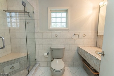 Exceptional Packanack Lake ranch offering the perfect blend of - photo 33