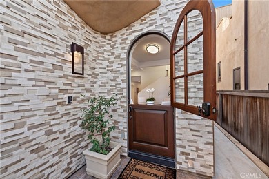 432 Acacia is a sophisticated home offering the perfect blend of - photo 6
