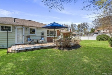 Just right on every front: super tasteful, renovated 3 bedroom 1 - photo 14