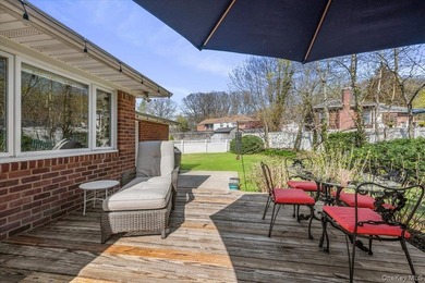 Just right on every front: super tasteful, renovated 3 bedroom 1 - photo 15
