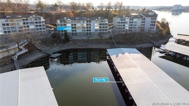 Outstanding lakeview condo in a beautifully maintained - photo 21