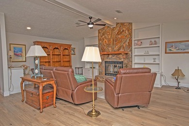 Welcome home to this beautifully updated ranch-style residence - photo 26
