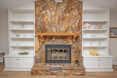 Welcome home to this beautifully updated ranch-style residence - photo 28