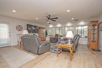 Welcome home to this beautifully updated ranch-style residence - photo 30