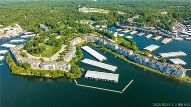 Outstanding lakeview condo in a beautifully maintained - photo 33