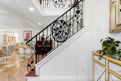 Looking for a BIG house, Great schools, Nice neighborhood - photo 5