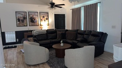 Just 2 years old! This one packs a punch! 1967 sq ft with 3 - photo 3