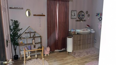 Just 2 years old! This one packs a punch! 1967 sq ft with 3 - photo 5