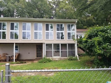 Great fixer upper with beautiful lot! This is a fantastic - photo 2