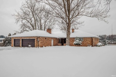 (private lake, pond, creek) Home For Sale in Middlebury Indiana